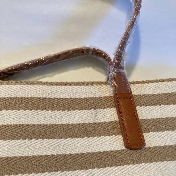 WB White & Tan Striped Tote - Picture 3 of 4